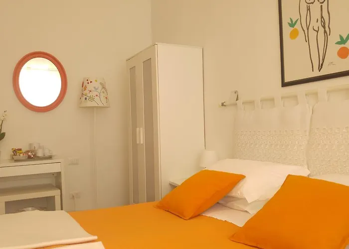 Lucretia House